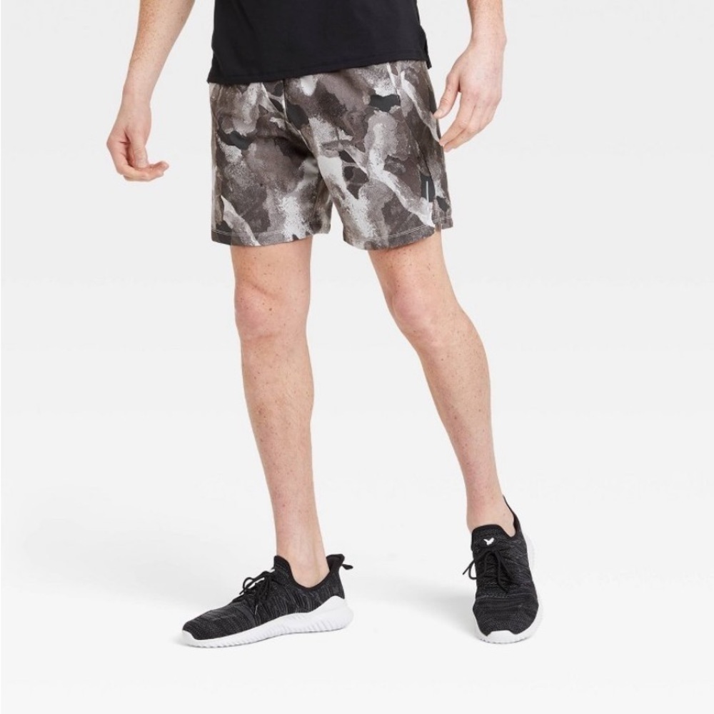Men's Unlined Run Shorts 7" - All in Motion
Gray M